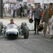 62-USGP-Bonnier-Brabham-Climax-Suixtil-rally-bag-Large